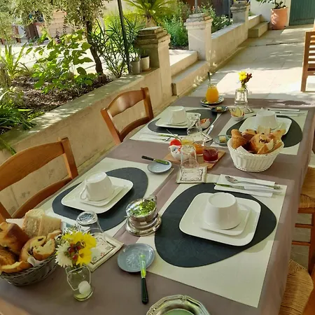 Alojamento de Acomodação e Pequeno-almoço Saint Leon Badens